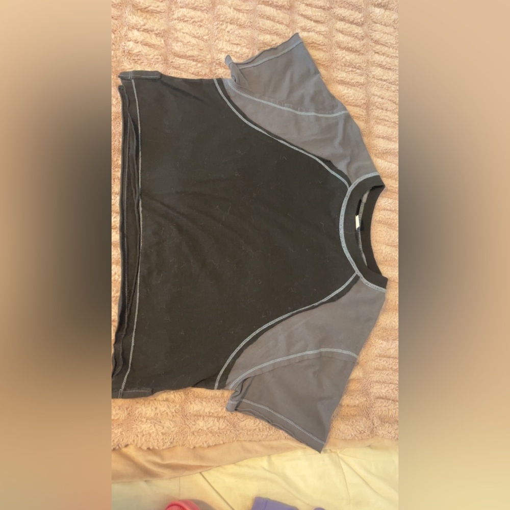 urban outfitters cropped black and blue top, size small